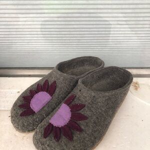 Haflinger Gray Slippers with Purple Floral Design